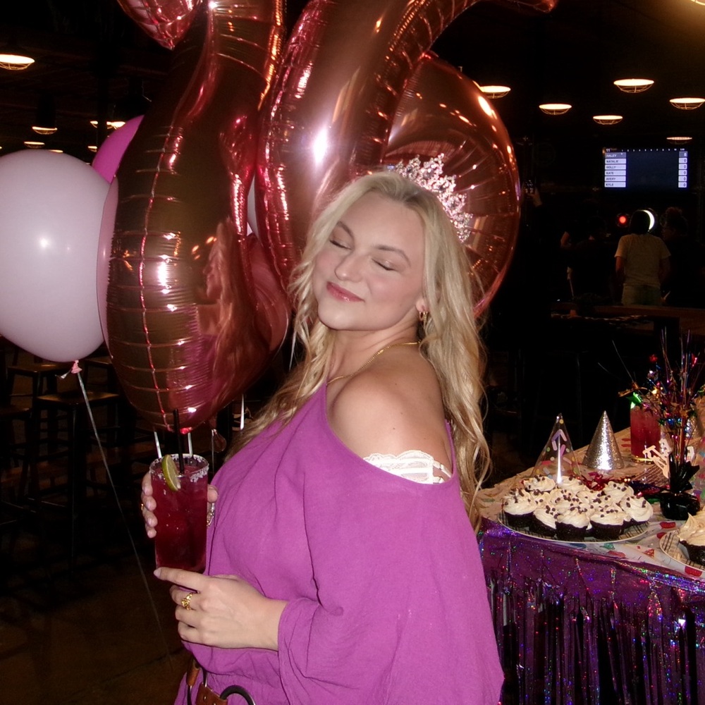 Meet your Posher, Shelby rose